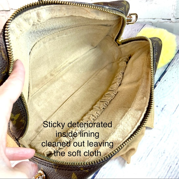 Louis Vuitton Trousse 23 Crossbody bag Custom Painted in rainbow with charms - Picture 12 of 16